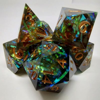 Green Sharp Edged Prismatic Tinsel 7pc Dice Set image 0